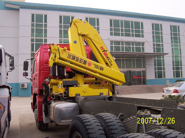 Le camion de tracteur de Sinotruk a monté des grues que les tonnes de l'équipement 336hp 6×4 XCMG12 tendent le cou