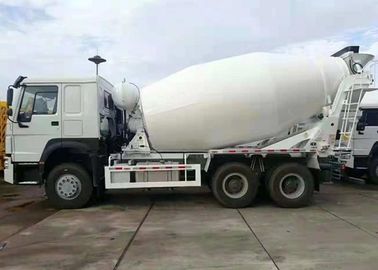 le camion Sinotruk Howo7 6x4 10 de mélangeur concret de réservoir du mélangeur 10M3 roule avec l'ARCHE PTO