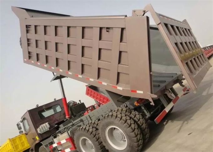 70 tonnes de HOWO d'exploitation de Tipper Dump Truck 6X4 371HP de corps en acier de haute résistance de cargaison