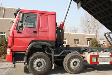 camion à benne basculante résistant rouge de Sinotruk Howo 8x4 des roues 50T 12 avec 30M3 la capacité LHD