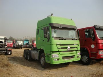 Sinotruk HOWO 25 tonnes de camion blanc D12.42 de moteur avec deux lits