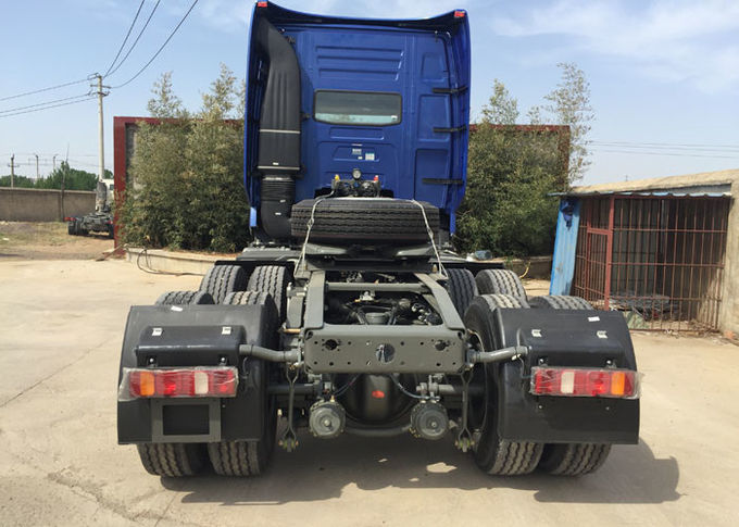 Tête de camion de tracteur de remorque de SINOTRUK HOWO semi avec le climatiseur 60-70 tonnes