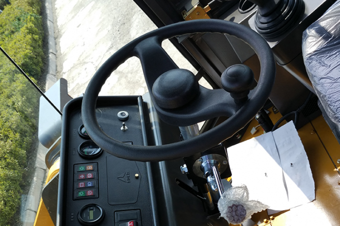 Seau 3 Ton Payload Wheel Loader des machines de déplacement de terre de Sdlg LG933L 1.8m3